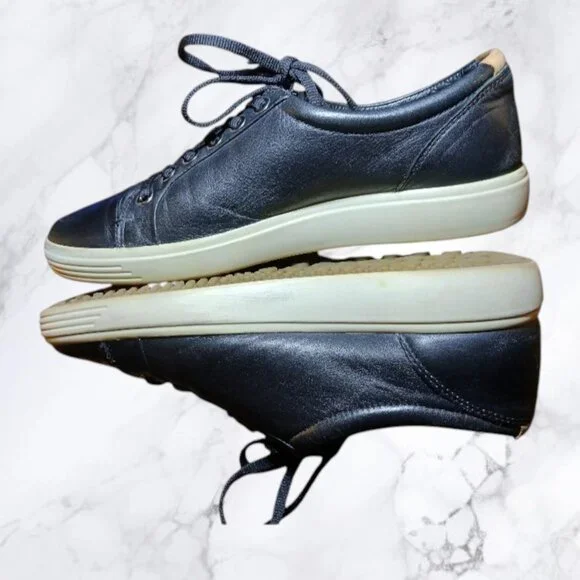 ECCO Soft Black Leather Sneakers Size EU39/US 8 EUC - Picture 16 of 16